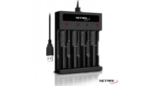 Cargador De Pilas Netmak Para 4 Pilas AA/AAA